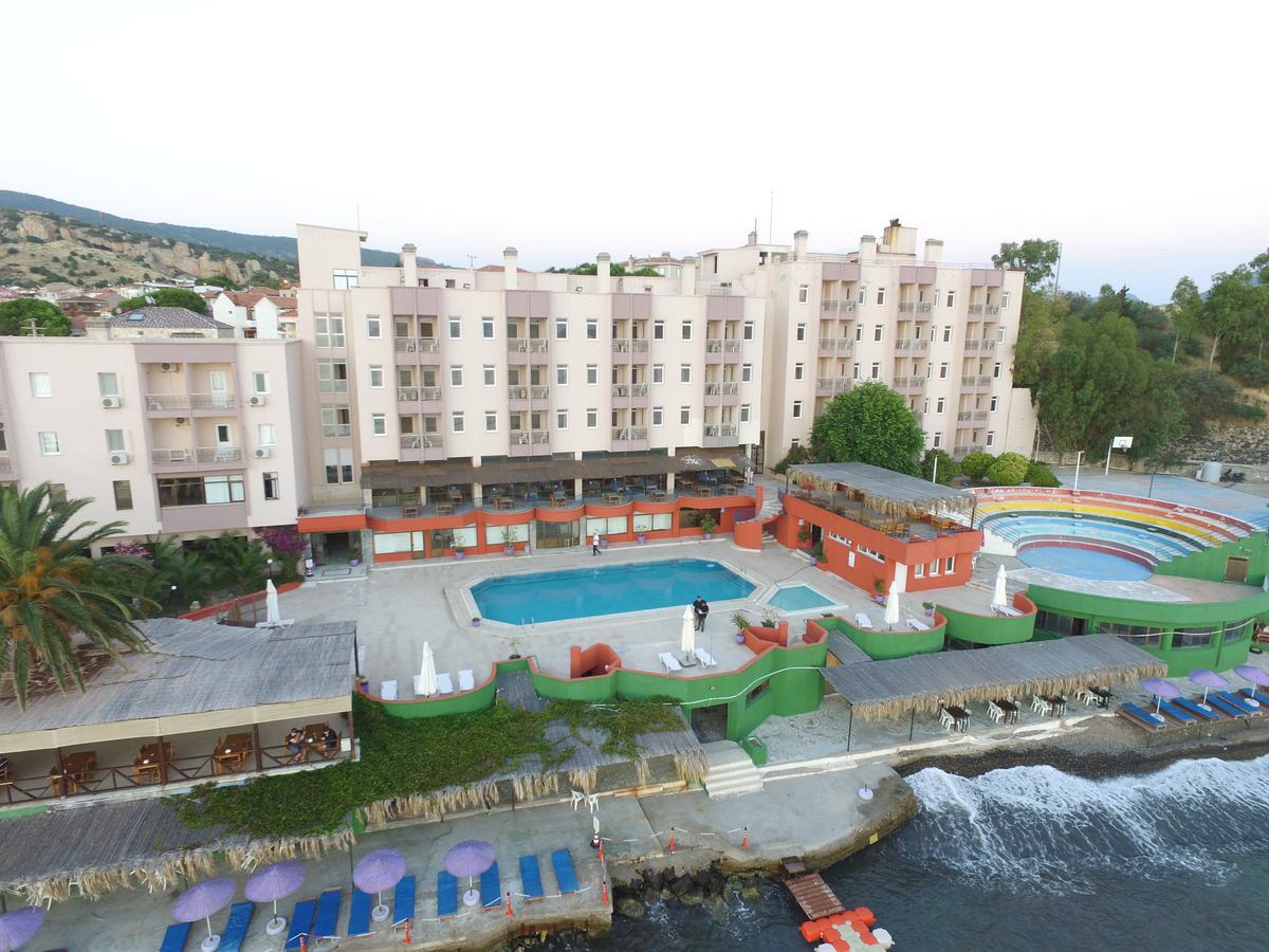 Hotel Leon Foca Exteriér fotografie